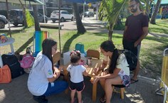 Ação do projeto na orla (Divulgação)