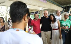 Público aproveitou o momento para tietar o deputado