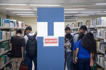 Estudantes também puderam conhecer a Biblioteca