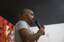 Samy Dantas, relações públicas e produtor cultural da Ufal, conduziu a reunião