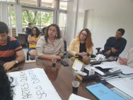 Professora Naomi e Joice em reunião no GR