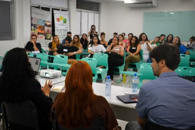 Professores dos cursos de Jornalismo e Relações Públicas apresentaram projetos de extensão