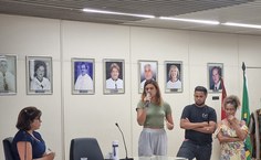 Manifesto é por mais professores e infraestrutura