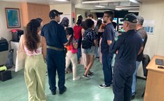 Alunos da Ufal Penedo fazem visita à navio oceanográfico da Marinha