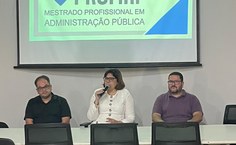 Vice-reitora da Ufal, professora Eliane Cavalcanti, este na mesa de abertura