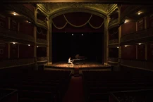 Pianista Bruno Hrabovsky - trabalho selecionado para concorrer ao prêmio e que retrata o artista atuando em várias vertentes em busca do seu sonho