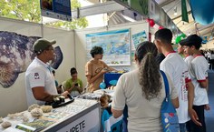 Estudantes visitam a Sinpete 2025