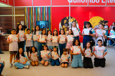 Os escritores e ilustradores do livro do Misturolândia, durante lançamentoi na 11 Bienal Internacional do Livro de Alagoas