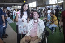 Maria Flor e seu pai, Izael Martins