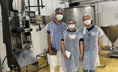 Estudantes de Engenharia Química desenvolvem biofilme produzido a partir de algas para aumentar a conservação do queijo