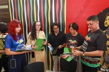 A Assessoria de Comunicação da Ufal também participou dos lançamentos da primeira noite da Edufal com a nova edição da Revista Saber Ufal