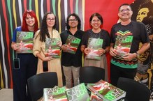 A Assessoria de Comunicação da Ufal também participou dos lançamentos da primeira noite da Edufal com a nova edição da Revista Saber Ufal