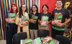 A Assessoria de Comunicação da Ufal também participou dos lançamentos da primeira noite da Edufal com a nova edição da Revista Saber Ufal