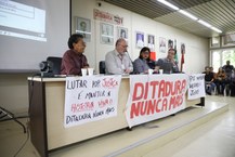 Reitor professor Josealdo Tonholo preside sessão histórica do Consuni.