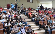 Auditório lotado para a premiação 2025 da OAM