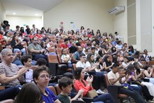 Auditório lotado para a premiação 2025 da OAM