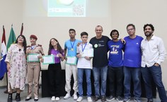Estudantes e familiares participaram do evento