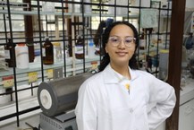 Clévia, estudante do Colégio Floriano Peixoto