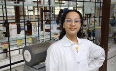 Clévia, estudante do Colégio Floriano Peixoto