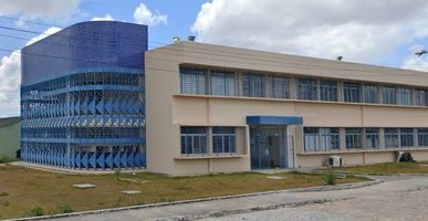 Projeto de estudantes pretende arborizar Instituto de Ciências Sociais