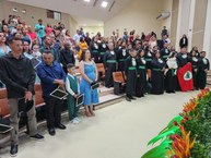 Formandos e familiares na solenidade