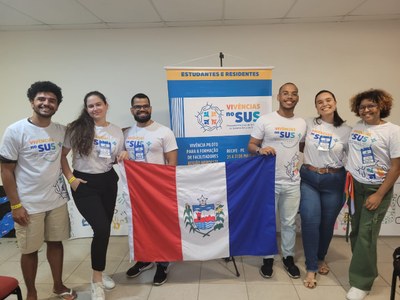 Os estudantes da Ufal participantes da vivência