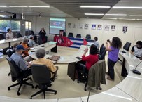 Lenilda Luna durante fala na reunião