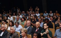 Evento comemorativo homenageou profissionais, destacando legado histórico e trajetória de excelência