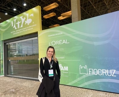Egressa Eveline Marques, participante do Congresso WC13, realizado no Rio de Janeiro