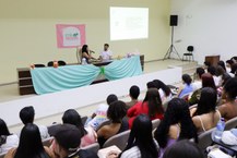 Simpósio reuniu estudantes, pesquisadores e psicólogos para refletir sobre desafios e possibilidades das infâncias plurais