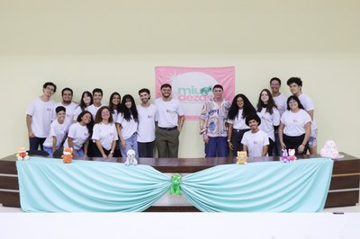 Simpósio reuniu estudantes, pesquisadores e psicólogos para refletir sobre desafios e possibilidades das infâncias plurais