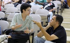 Simpósio reuniu estudantes, pesquisadores e psicólogos para refletir sobre desafios e possibilidades das infâncias plurais