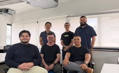 Felipe Adeildo e colegas de equipe