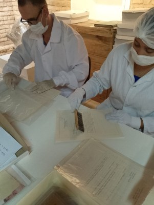 Trabalho de organização, preservação e ampliação do acervo é contínuo