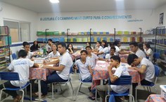 Projeto de extensão de Geografia leva ensino de estatística para escolas públicas