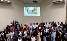 Solenidade simbólica de entrega dos certificados do Edital de Excelência Acadêmica
