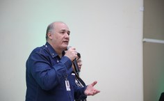 Reitor Josealdo Tonholo
