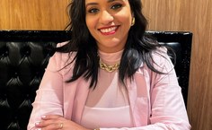 No laboratório, Tharija desenvolve atividades sob acompanhamento direto da pós-doutoranda Elaine Luiza Santos Soares de Mendonça, vinculada ao Instituto Nacional de Ciência e Tecnologia em Bioanalítica