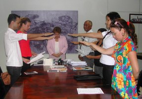 Ufal empossa novos e "antigos" servidores