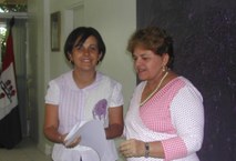 Costureira empossada, Andrea Cavalcante tenta superar preonceito com sua profissão