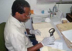 Papel social dos arquivistas é reconhecido e comemorado na Universidade