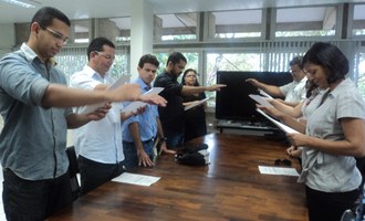 Servidores tomam posse nos três campi