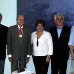 Ex-professores da Ufal recebem medalhas de 50 anos da Ufal