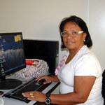 Com o bom humor adquirido nos últimos 32 anos, Marinês Silveira deixa Propep