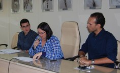 Vice-reitora Rachel Rocha recebeu os novos servidores com equipe da Progep e do DAP