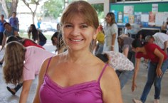 Professora Socorro Dantas, coordenadora do projeto  Ginástica Laboral