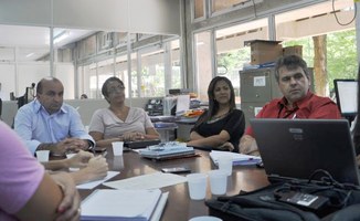 Grupo discute formação continuada dos docentes