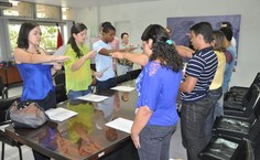 Novos servidores são empossados após leitura do juramento