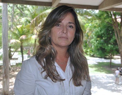 Elvira Barreto contribui com os estudos sobre gêneros na Faculdade de Serviço Social | nothing