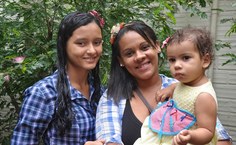 Paula Silva se disse contente por prestigiar a apresentação de seu filho e parabenizou a organização